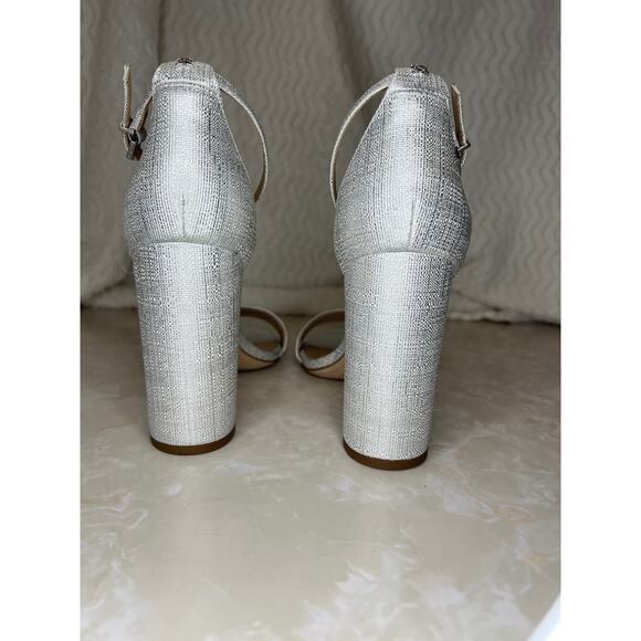 Sam Edelman Silver Metallic Yaro Ankle Strap Block Heeled Sandal Womens - Picture 2 of 16